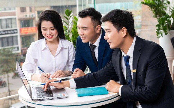 Thi tân tuyển GDV